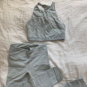 Outdoor Voices sweat tech set small